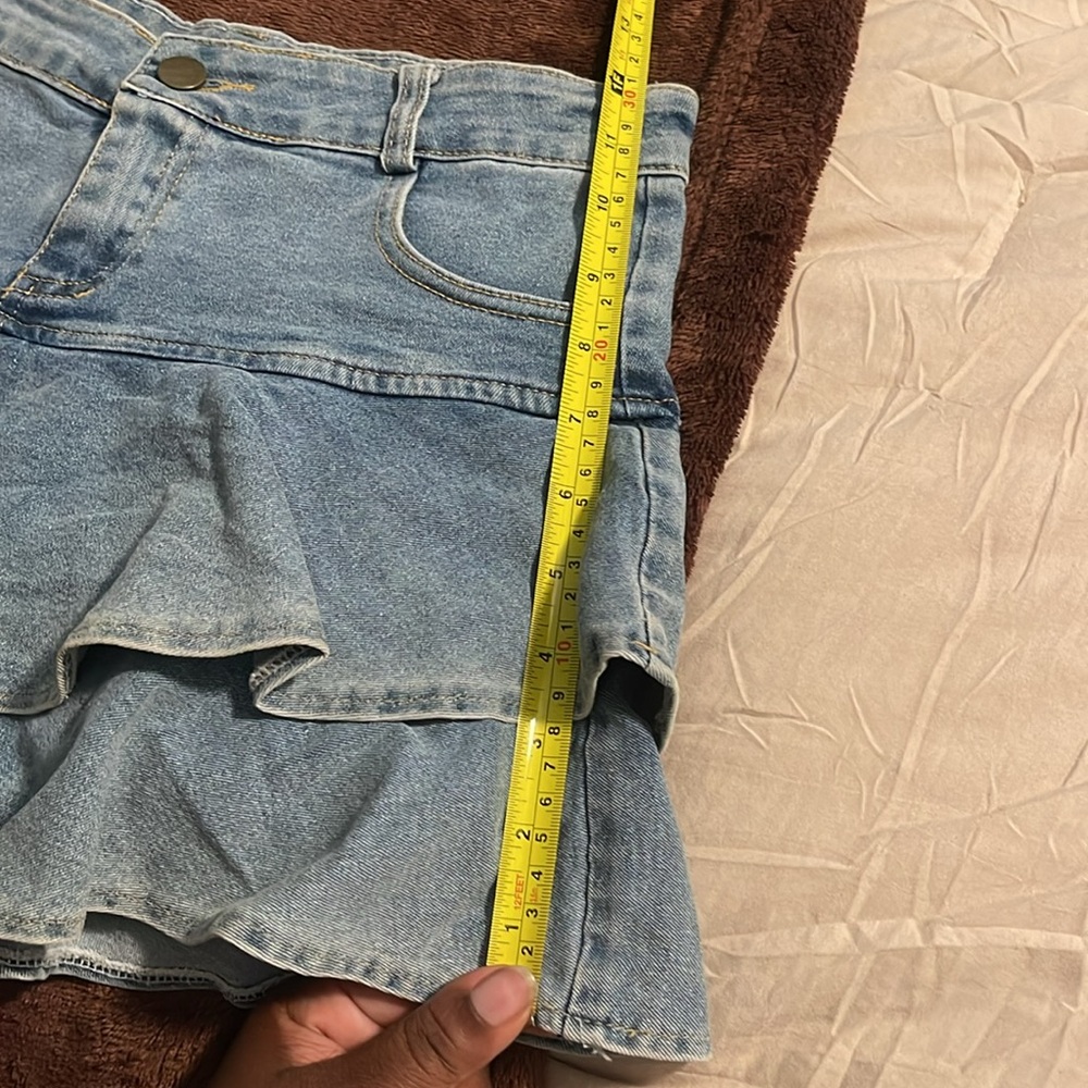 Juniors Denim Skort Size Large Blue Short Tiered Mini Ruffled Bottom - Picture 7 of 8